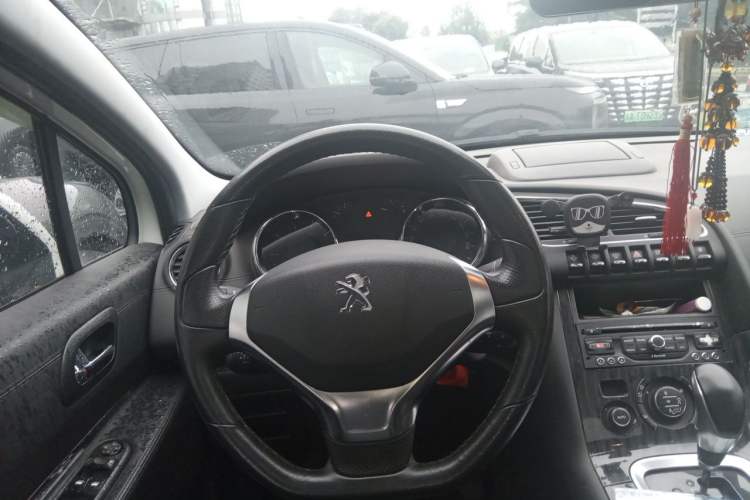 Used Peugeot 3008 2013 1.6THP Automatic Prestige Edition Steering Wheel