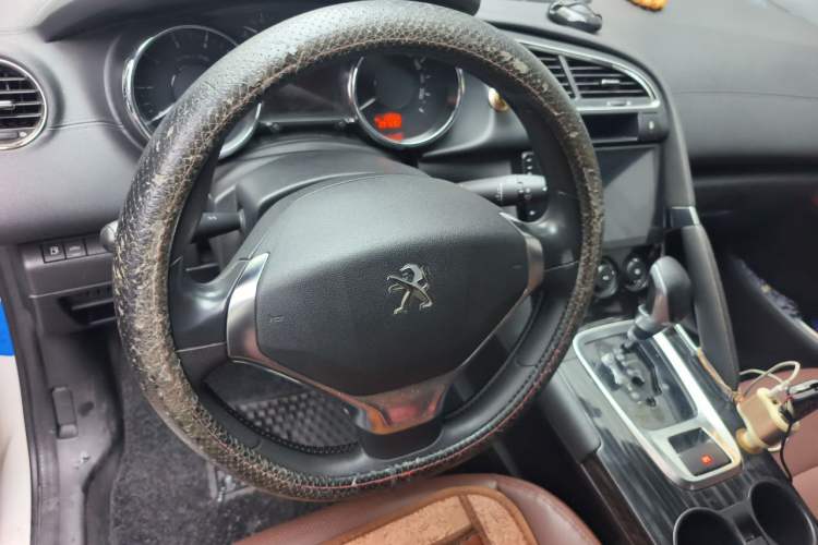 Used Peugeot 3008 2013 2.0L Automatic Trend Edition Steering Wheel