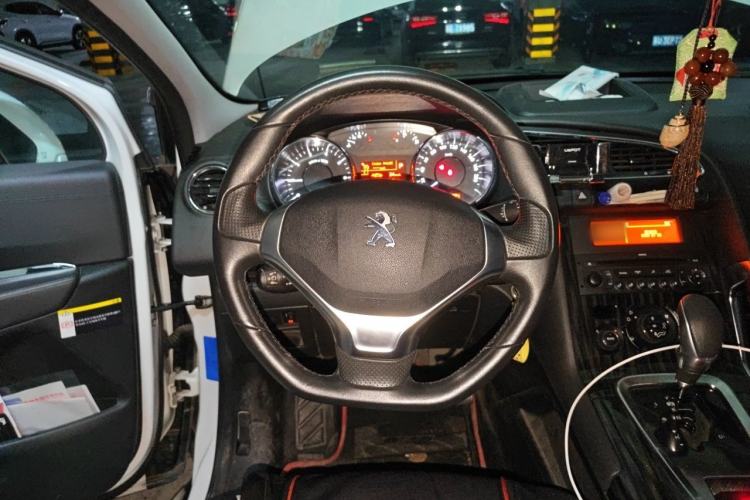 Used Peugeot 3008 2013 2.0L Automatic Trend Edition Steering Wheel