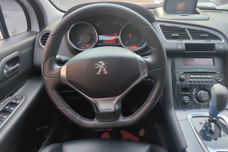 Used Peugeot 3008 2013 1.6THP Automatic Trend Edition Steering Wheel