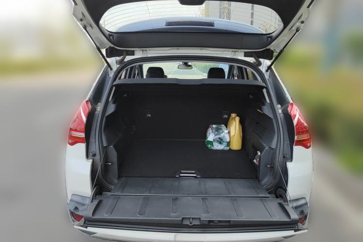 Used Peugeot 3008 2013 1.6THP Automatic Prestige Edition Trunk