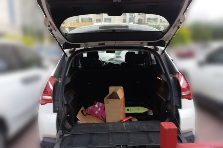 Used Peugeot 3008 2013 2.0L Automatic Trend Edition Trunk