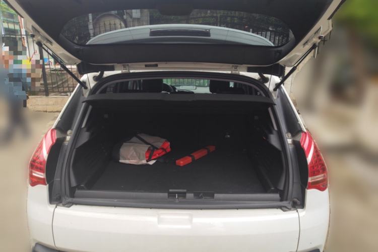 Used Peugeot 3008 2013 1.6THP Automatic Prestige Edition Trunk