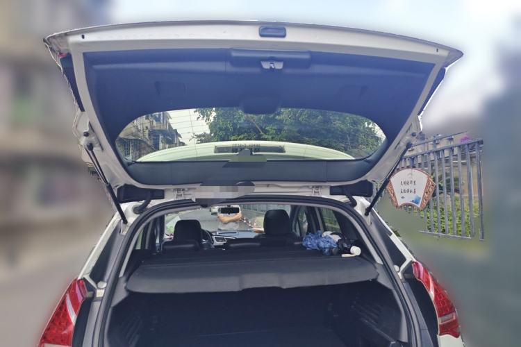 Used Peugeot 3008 2013 2.0L Automatic Trend Edition Trunk