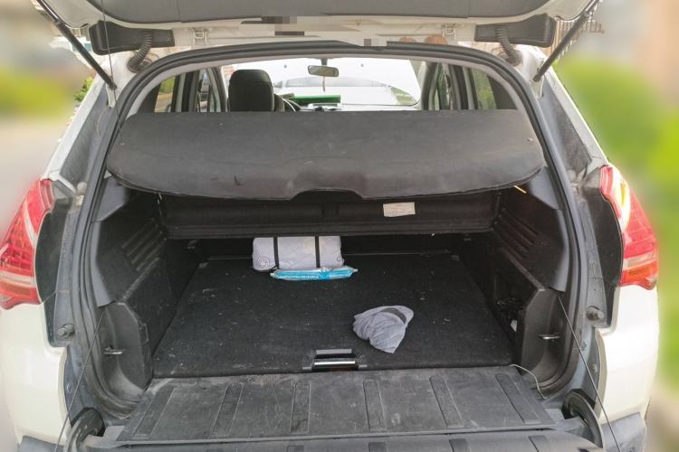 Used Peugeot 3008 2013 2.0L Automatic Trend Edition Trunk