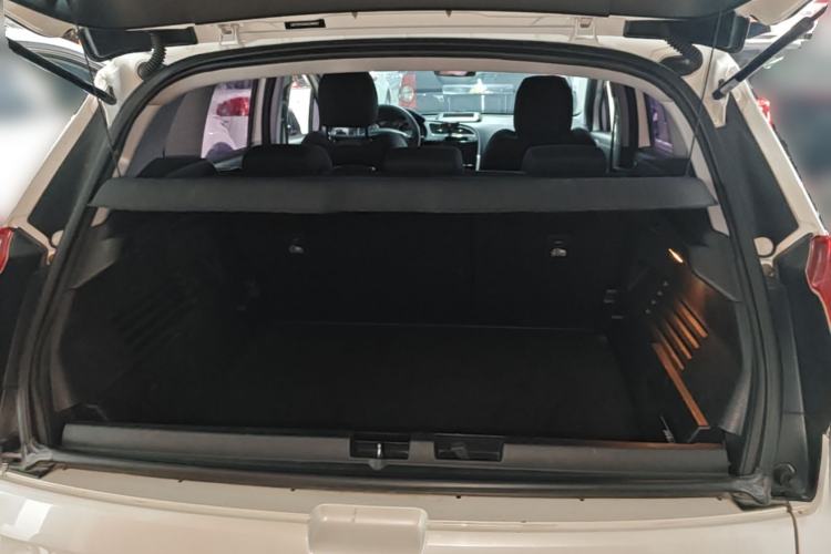 Used Peugeot 3008 2013 2.0L Automatic Classic Edition Trunk
