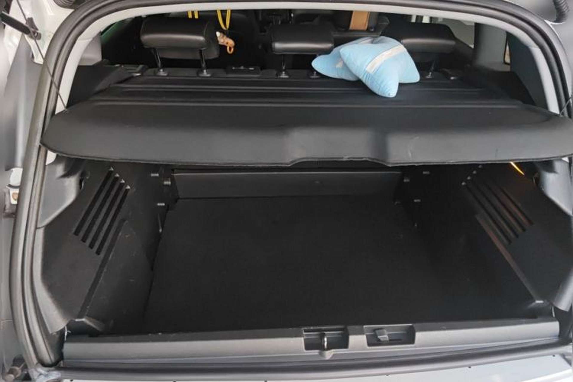 Used Peugeot 3008 2013 2.0L Automatic Trend Edition Trunk