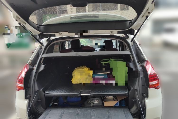 Used Peugeot 3008 2013 2.0L Automatic Classic Edition Trunk