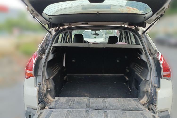 Used Peugeot 3008 2013 2.0L Automatic Trend Edition Trunk