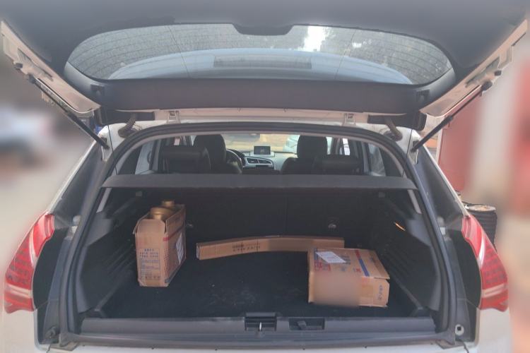 Used Peugeot 3008 2013 1.6THP Automatic Trend Edition Trunk