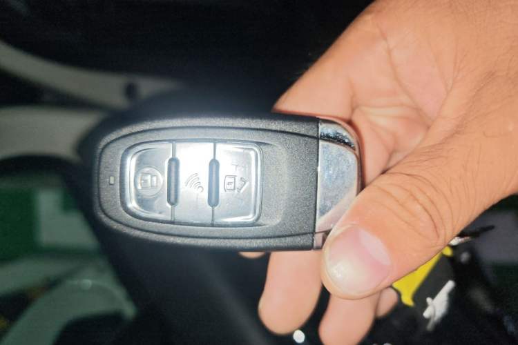 Used Peugeot 3008 2013 1.6THP Roland Garros Edition Vehicle Key