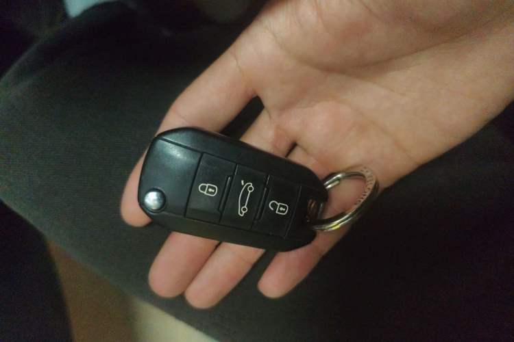 Used Peugeot 3008 2013 1.6THP Automatic Prestige Edition Vehicle Key