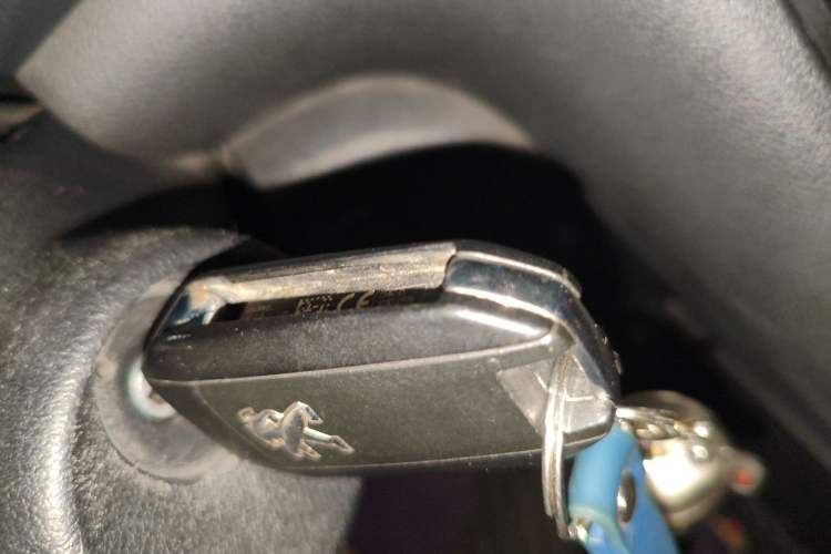 Used Peugeot 3008 2013 1.6THP Roland Garros Edition Vehicle Key