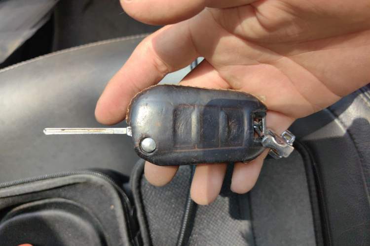 Used Peugeot 3008 2013 2.0L Automatic Trend Edition Vehicle Key