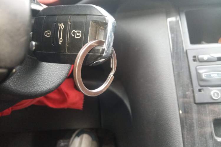 Used Peugeot 3008 2013 1.6THP Automatic Prestige Edition Vehicle Key