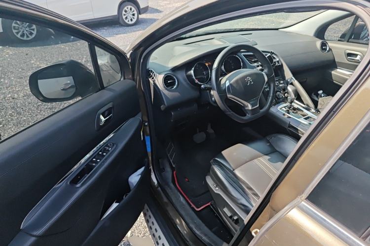 Used Peugeot 3008 2013 1.6THP Automatic Prestige Edition Driver Seat