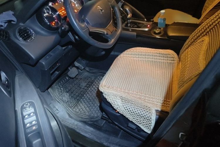Used Peugeot 3008 2013 1.6THP Automatic Prestige Edition Driver Seat