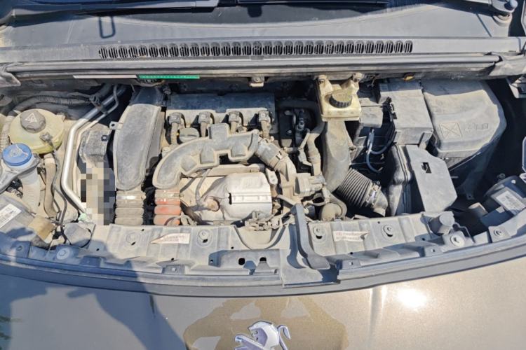 Used Peugeot 3008 2013 1.6THP Automatic Prestige Edition Engine Bay