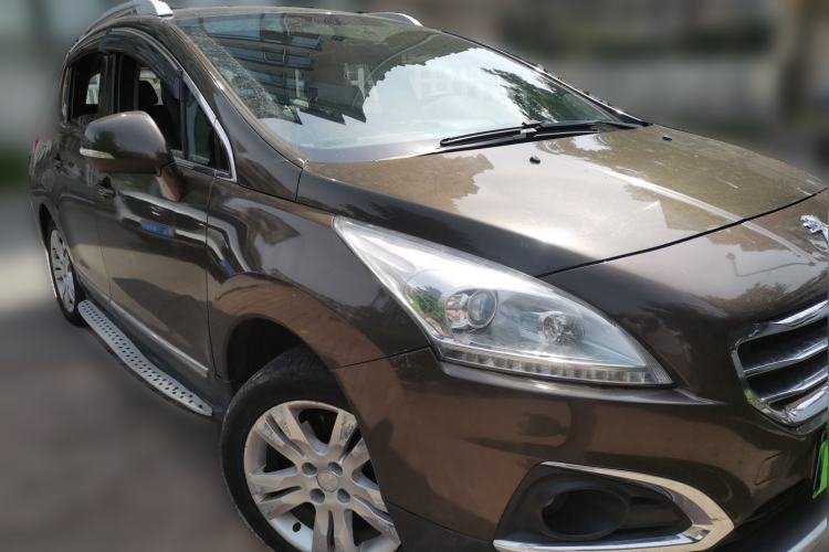Used Peugeot 3008 2013 2.0L Automatic Trend Edition Front Right 45 Deg