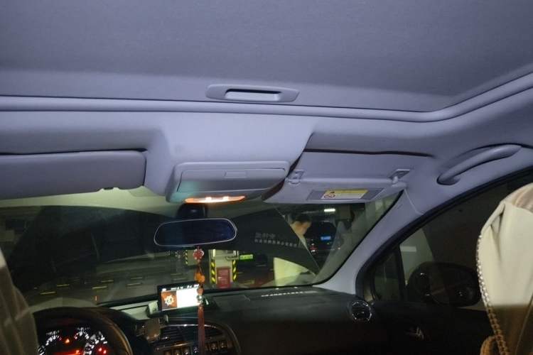 Used Peugeot 3008 2013 1.6THP Automatic Prestige Edition Headliner