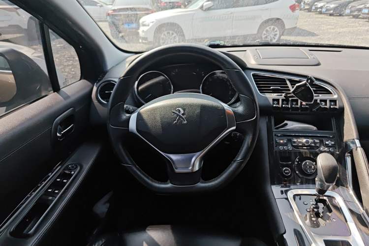 Used Peugeot 3008 2013 1.6THP Automatic Prestige Edition Steering Wheel
