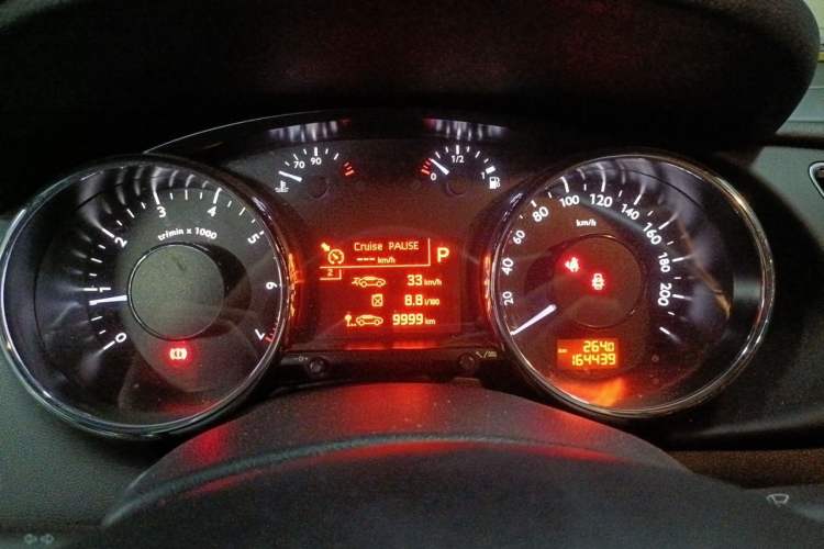 Used Peugeot 3008 2014 1.6THP Automatic Enjoyment Edition Instrument Cluster