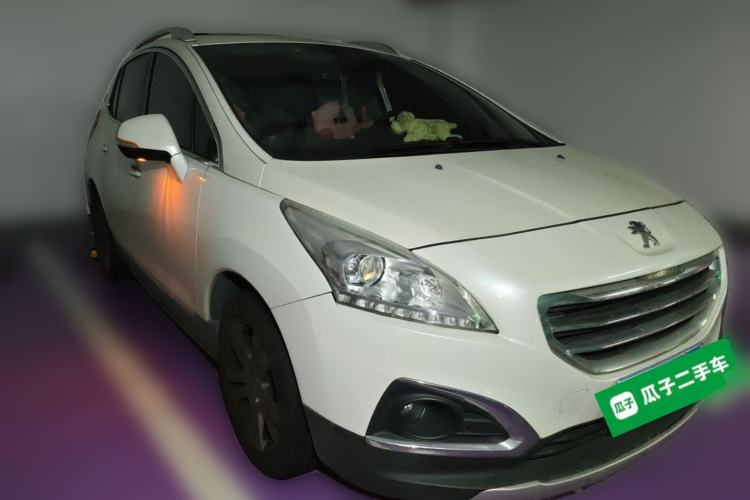 Used Peugeot 3008 2014 1.6THP Roland Garros Edition Front Right 45 Deg