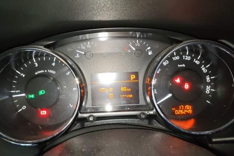 Used Peugeot 3008 2014 1.6THP Roland Garros Edition Instrument Cluster