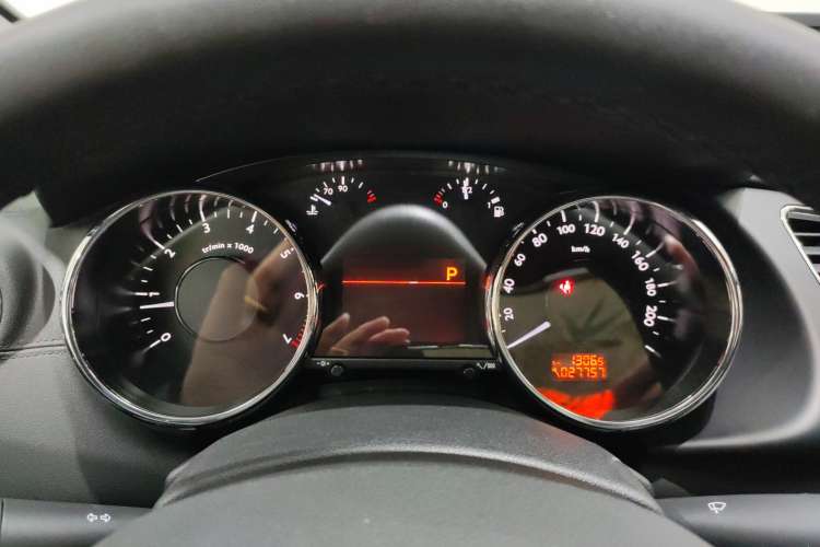 Used Peugeot 3008 2014 1.6THP Automatic Enjoyment Edition Instrument Cluster