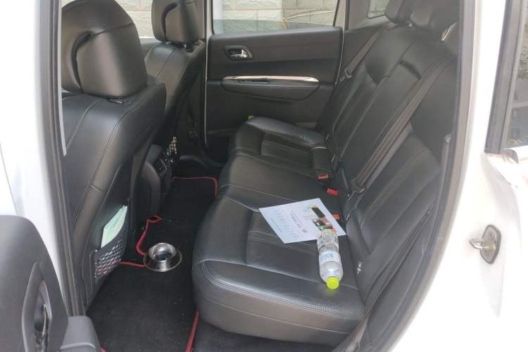 Used Peugeot 3008 2014 1.6THP Roland Garros Edition Left Rear Seat