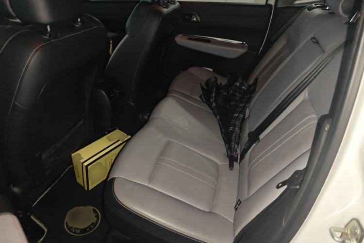 Used Peugeot 3008 2014 1.6THP Roland Garros Edition Left Rear Seat