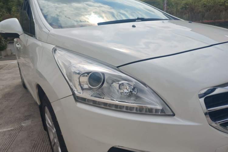 Used Peugeot 3008 2014 1.6THP Automatic Enjoyment Edition Right Front Headlight