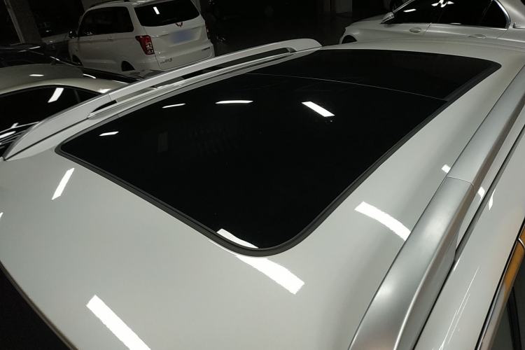 Used Peugeot 3008 2014 1.6THP Roland Garros Edition Roof