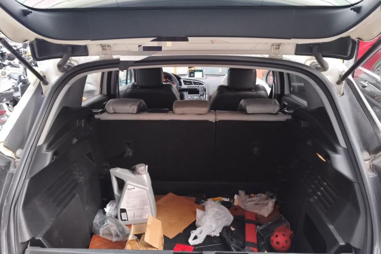 Used Peugeot 3008 2014 1.6THP Roland Garros Edition Trunk