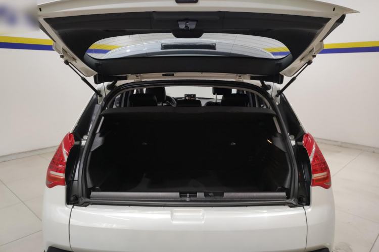 Used Peugeot 3008 2014 1.6THP Automatic Enjoyment Edition Trunk