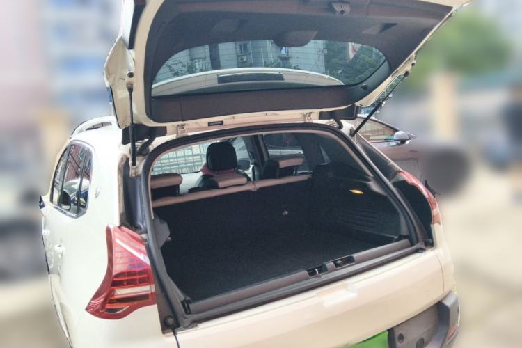Used Peugeot 3008 2014 1.6THP Roland Garros Edition Trunk