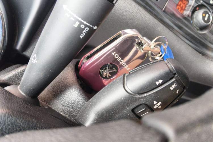 Used Peugeot 3008 2014 1.6THP Roland Garros Edition Vehicle Key