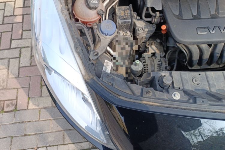 Used Peugeot 3008 2015 2.0L Automatic Classic Edition Engine Bay Right