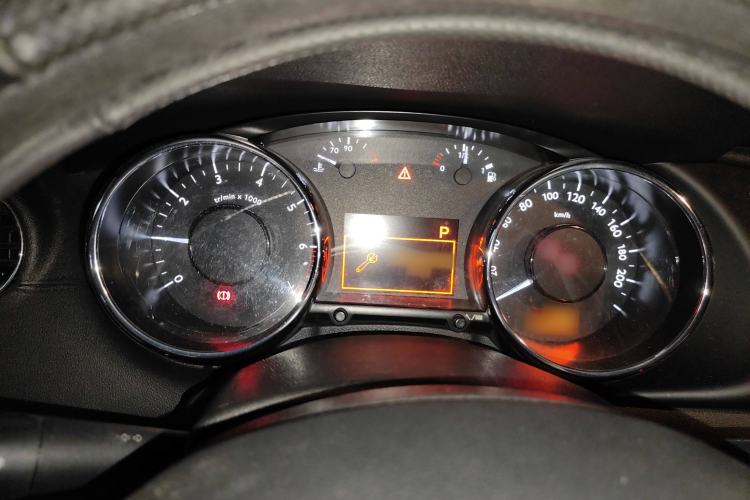 Used Peugeot 3008 2015 2.0L Automatic Classic Edition Instrument Cluster
