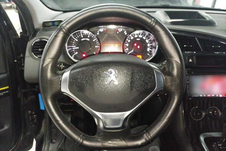 Used Peugeot 3008 2015 2.0L Automatic Classic Edition Steering Wheel