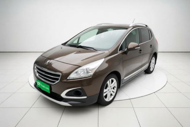 Ojetý Peugeot 3008 2015 2.0L Automatic Classic Edition