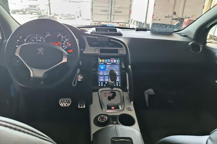 Used Peugeot 3008 2015 1.6THP Automatic Classic Edition Audio And AC Panel