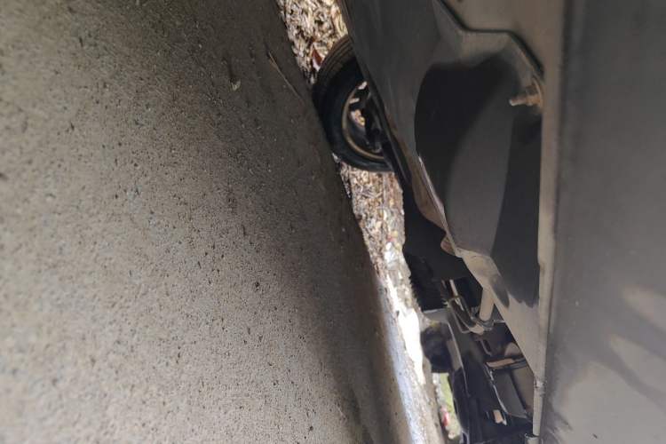 Used Peugeot 3008 2015 2.0L Automatic Trend Edition Chassis Rear Left
