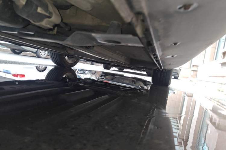 Used Peugeot 3008 2015 1.6THP Automatic Classic Edition Chassis Rear Right