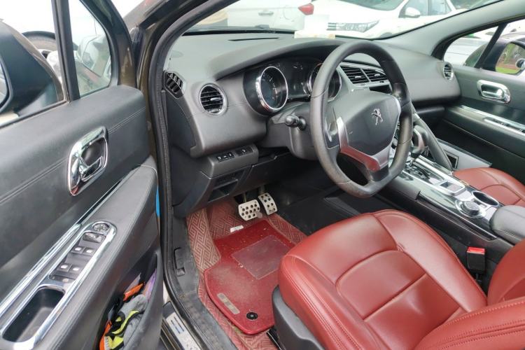 Used Peugeot 3008 2015 1.6THP Automatic Classic Edition Driver Seat