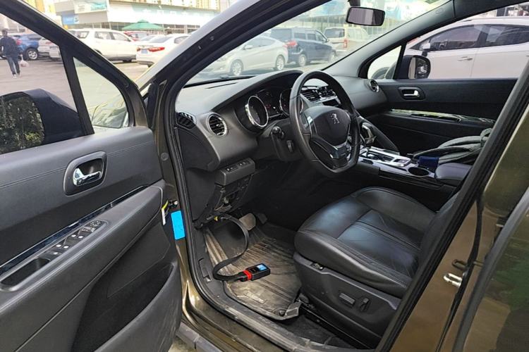 Used Peugeot 3008 2015 2.0L Automatic Trend Edition Driver Seat