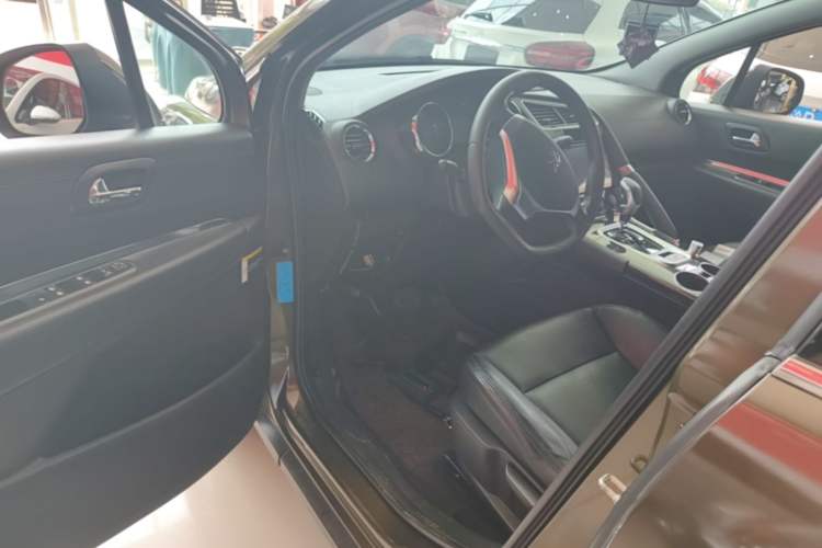Used Peugeot 3008 2015 2.0L Automatic Classic Edition Driver Seat