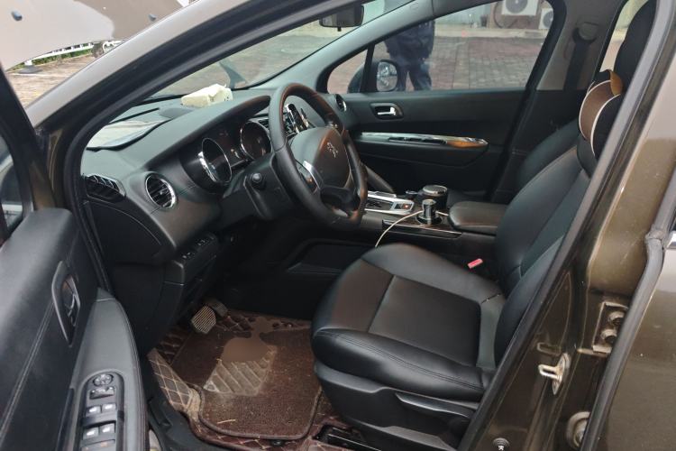 Used Peugeot 3008 2015 2.0L Automatic Classic Edition Driver Seat