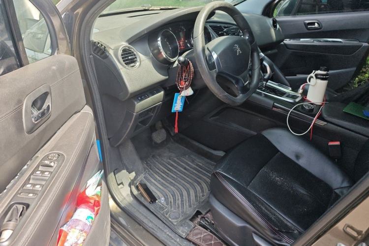 Used Peugeot 3008 2015 1.6THP Automatic Classic Edition Driver Seat