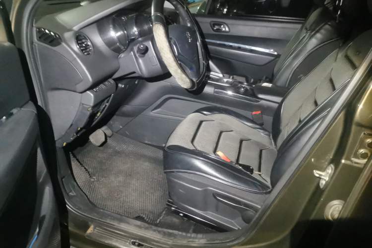 Used Peugeot 3008 2015 1.6THP Automatic Classic Edition Driver Seat